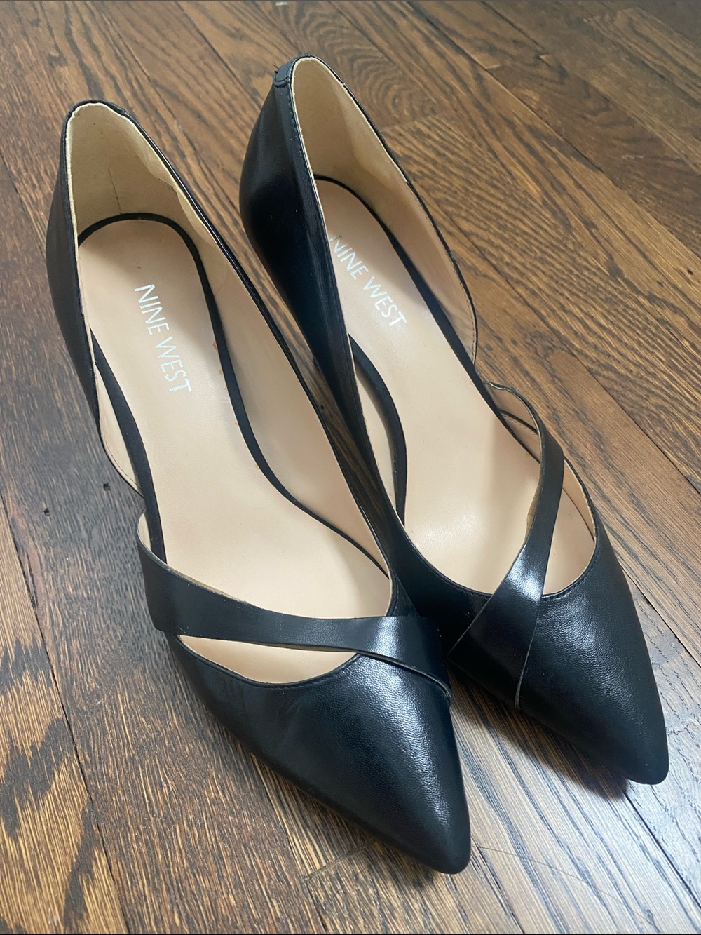 Nine West Black Leather Pointed-Toe D'Orsay Pumps Sz 6.5